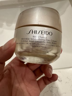 Wrinkle Smoothing Day Cream SPF 23 – Benefiance | SHISEIDO