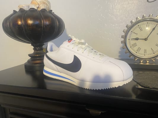 Shoe palace cortez store
