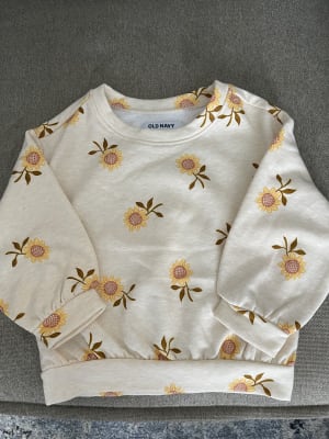 Old navy daisy sweatshirt discount