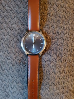 The Minimalist Three-Hand Amber Leather 