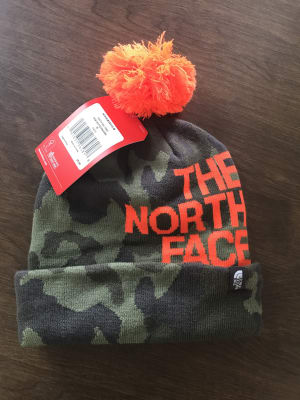 North face shop camo beanie