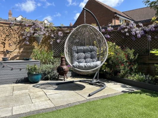 Egg hotsell chair homebase
