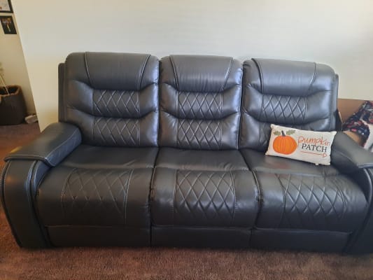 Brighton gray motion sofa discount