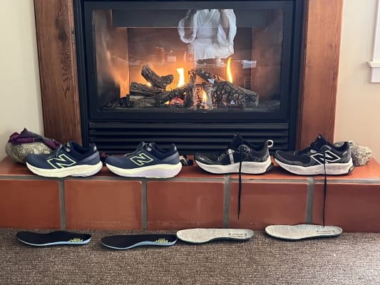 New Balance Victoria V8W1Y5