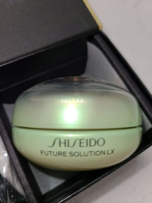 Future Solution LX Legendary Enmei Ultimate Brilliance Eye Cream | Shiseido