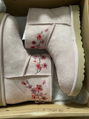 Classic Mini Blossom Boot | UGG® Official