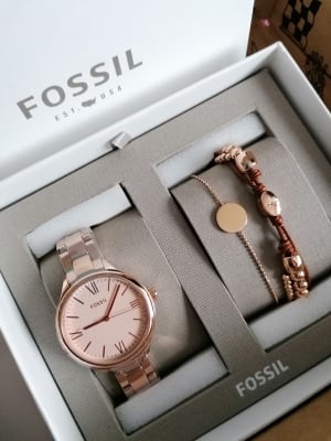 Coffret avec bracelet pour montre Suitor à trois aiguilles en alliage ton  or rose - BQ3543SET - Watch Station