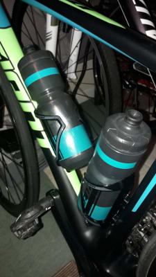 giant airway sport bottle cage