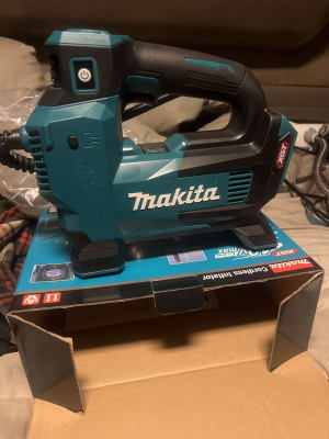 Makita 40V max XGT High Pressure Inflator Cordless (Bare