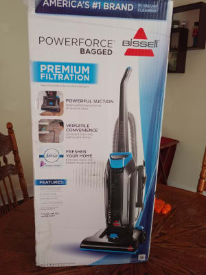 PowerForce® Bagged Vacuum 1739 