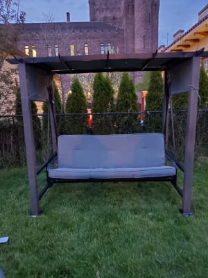 Broyhill legacy thornwood cushioned patio pergola swing & daybed hotsell