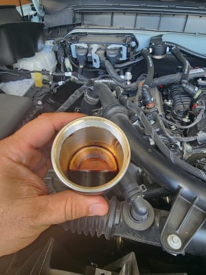 K&N 81-0810 Oil Catch Can