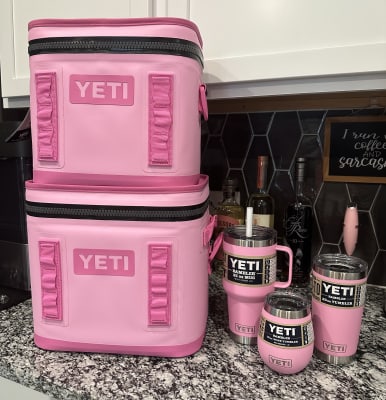 YETI Hopper Flip 12 Soft Cooler in Power Pink
