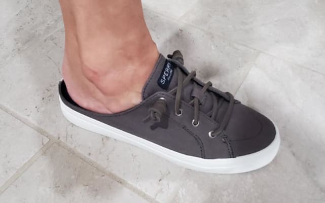 Sperry crest vibe mule on sale
