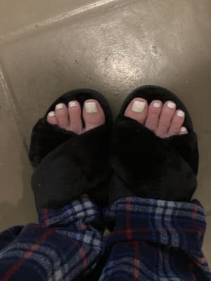 Old navy fuzzy outlet sandals