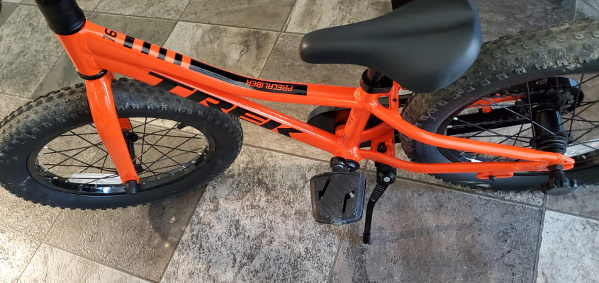 Trek precaliber 16 kickstand store