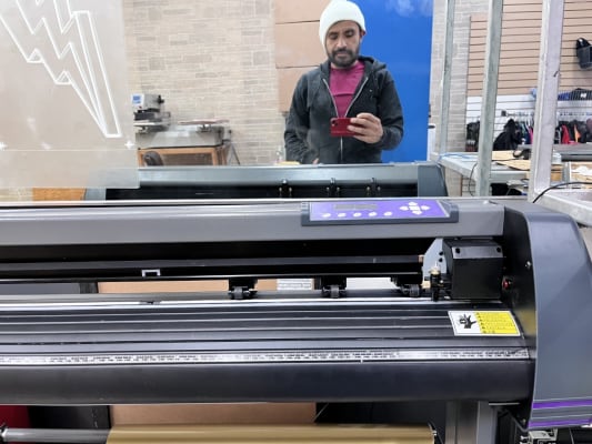 34 MH Vinyl Cutter with Stand