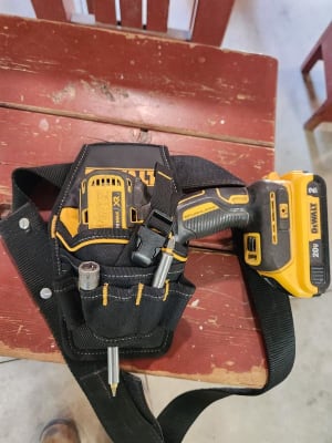 Murdoch s DEWALT Professional Impact Drill Holster DWST540501