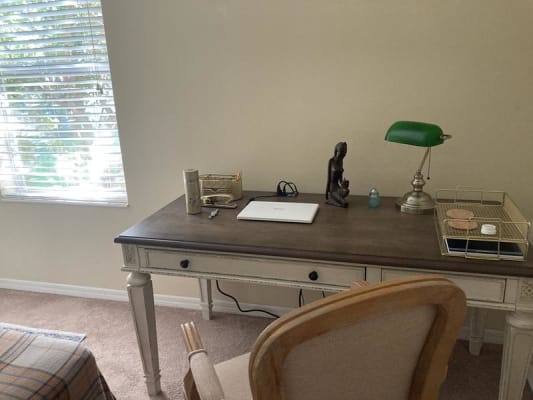 Realyn 2-Piece Home Office Desk
