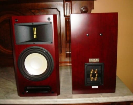 Htd level 3 hotsell bookshelf