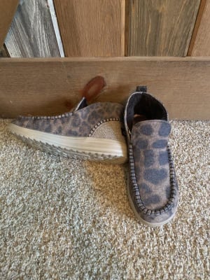 Helis leopard fleece shoe discount