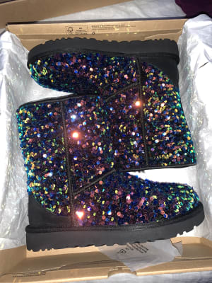 UGG☆Classic Mini Stellar Sequin☆ブラック UGG Women's Classic Mini Sequin Stars - FREE Shipping & FREE