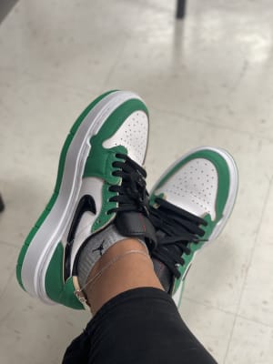 Jordan Womens WMNS Air 1 Elevate Low SE DQ8394 301 Lucky Green - Size 11W