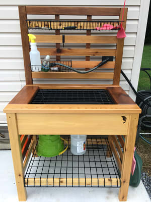 Cedarlast potting bench with cheap sink