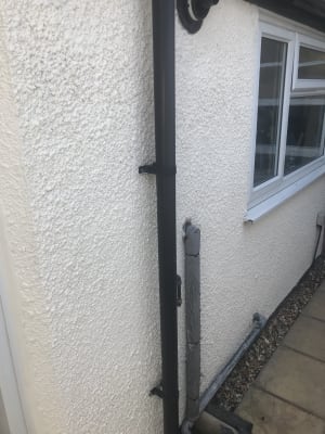 dulux magnolia exterior paint