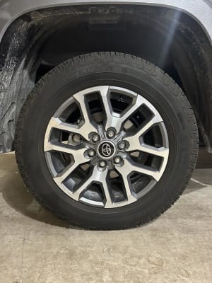 43858 - LT285/65R20 - Defender LTX M/S® - MICHELIN® Tires