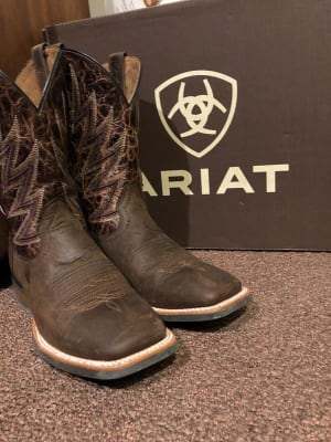 Ariat challenger boots discount