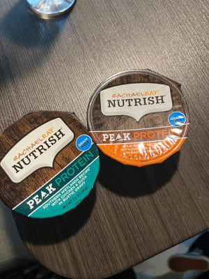 Peak nutrish top