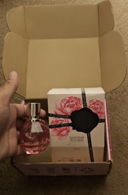 Viktor&Rolf - 1.7 oz Flowerbomb Pretty Peony Eau de Parfum | Ulta