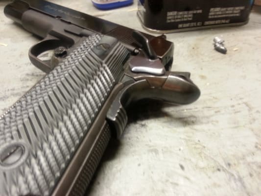 Ed Brown Beavertail Grip Safety Memory Groove 1911 Series 80 Blue