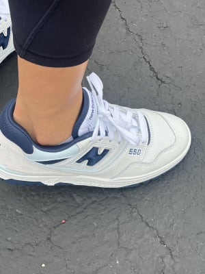 New balance shoe store woodlands tx 2025