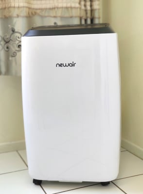 Newair 8,000 Btu Portable Air Conditioner (5,300 Btu Doe), Compact Ac  Design With Easy Setup Window Venting Kit, Self-evaporative System : Target