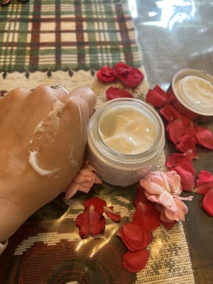 フェイスクリーム de Rosa FACESCANADA Strobe Cream - Rose Gold, 30g | With Shea Butter