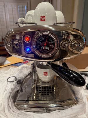 Illyのエスプレッソマシン　Francis Francis X7 FrancisFrancis! X7.1 iperEspresso in Red – Whole Latte Love