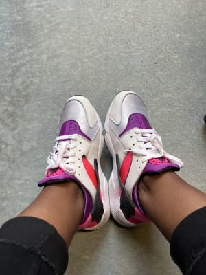Nike Air Huarache Summit White/Hyper Pink/Solar Flare Women's Shoe -  Hibbett