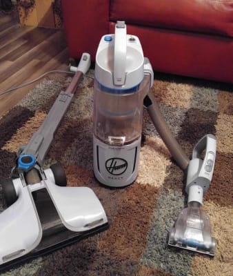 Hoover REACT QuickLift Upright Vacuum 