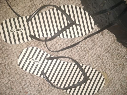 Old navy pineapple flip flops store