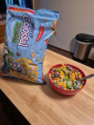 Berry Colossal Crunch with Marshmallows | Malt-O-Meal