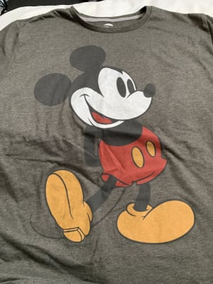 Old Navy Gray Surfing Mickey Mouse T Shirt Mens Size Large - beyond exchange