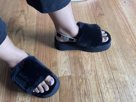 そあ mama⭐︎UGG W DISCO CROSS SLIDE 23cm UGG® Disco Open-Toe Slip-On Platform Cross Slide - Macy's