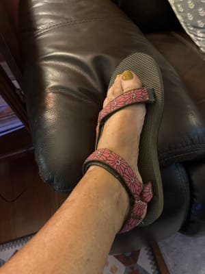 Teva wide feet hot sale