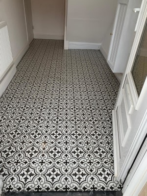 Patterned Bathroom Floor Tiles Wickes | Floor Roma
