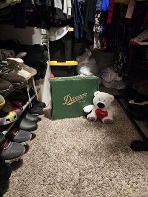 Danner outlet sale airport way