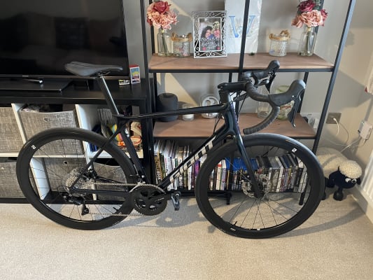 TCR Advanced Pro Disc 2 2022 bike Giant Bicycles UK