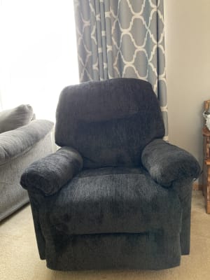 Stratolounger hudson chocolate swivel rocker recliner discount