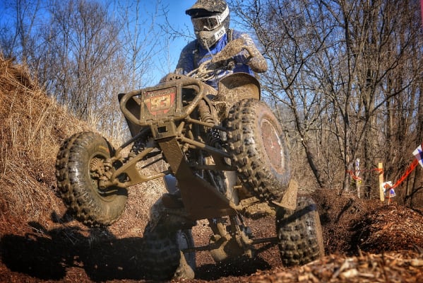Kenda kutter on sale xc 20x11x9